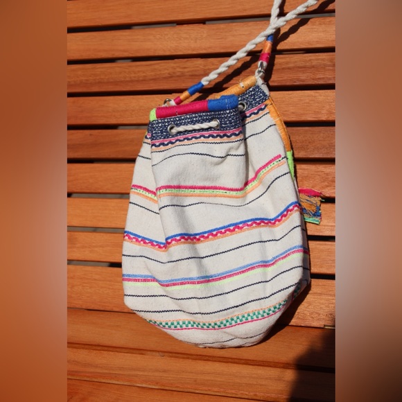 NWT Star Mela Bucket Bag - Picture 3 of 7